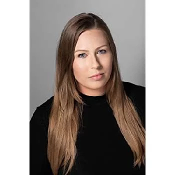 Kelly Louton - Age, Bio, Birthdate, Family, Networth & More