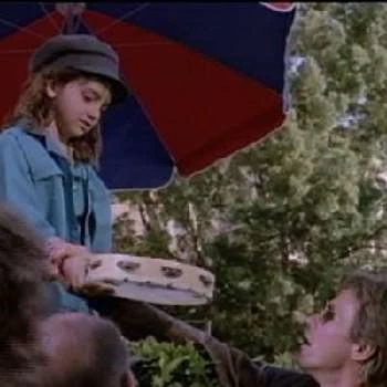 Kelly McClain - Family, Bio, Birthdate,Age, Networth , Wiki& More