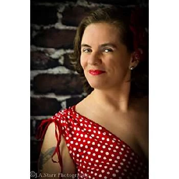 Kelly Slate - Age, Bio, Birthdate, Family, Networth & More