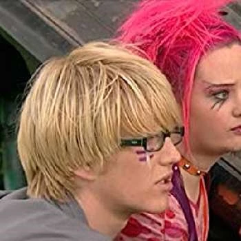 Kelly Stevenson - Age, Bio, Birthdate, Family, Networth & More