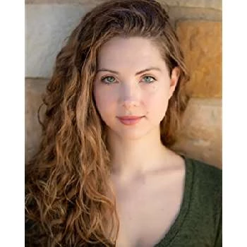 Kelsey Summers Biography