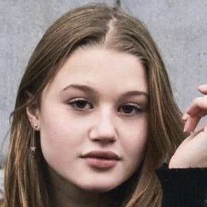 Nola Kemper Biography