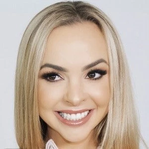 Angie Kent - Biography, Birthdate, Family, Networth & More