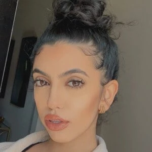 Christie Kerdahi - Wiki, Bio, Networth, Birthdate, Family & More