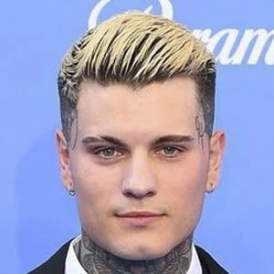 Connor Kern Biography