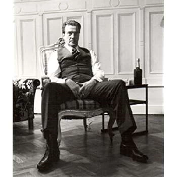 Keve Hjelm Biography