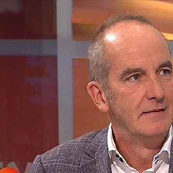 Kevin McCloud Biography