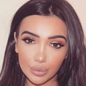 Chloe Khan Biography