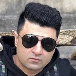 Kaz Khan - Birthdate, Age, Family, Bio, Networth & More