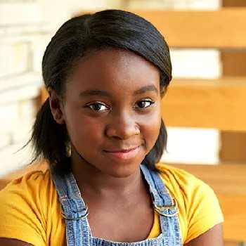 Khloe Lawrence - Age, Bio, Birthdate, Family, Networth & More