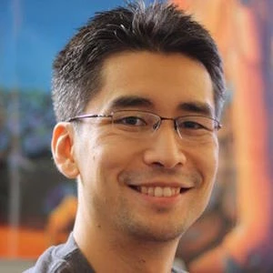Kazu Kibuishi Biography