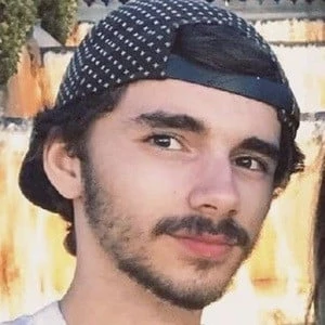 Kiingtong Biography