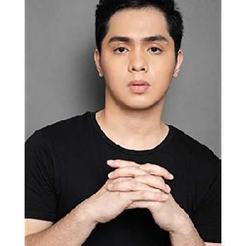 Kiko Flores - Age, Bio, Birthdate, Family, Networth & More