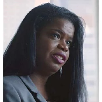 Kim Foxx - Age, Bio, Birthdate, Family, Networth & More