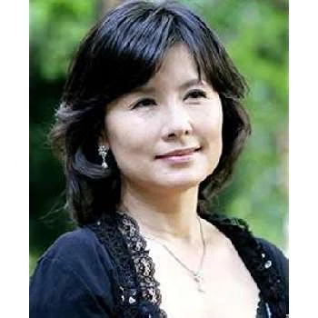 Kim Hye-jung - Parents, Networth, Bio, Birthdate, Family Wiki & More