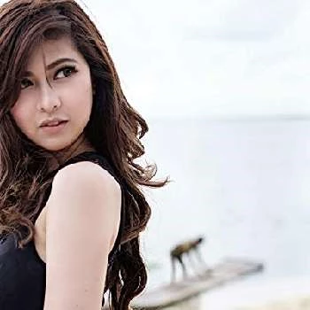 Kimberlee Arcillas - Age, Bio, Birthdate, Family, Networth & More