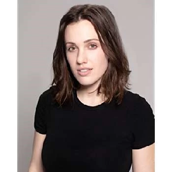 Kimberlee Holland - Age, Bio, Birthdate, Family, Networth & More