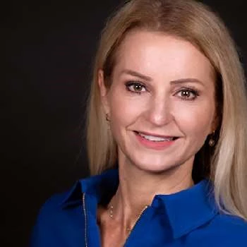 Kinga Hutchinson - Age, Bio, Birthdate, Family, Networth & More