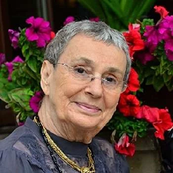 Kira Galczynska - Age, Bio, Birthdate, Family, Networth & More