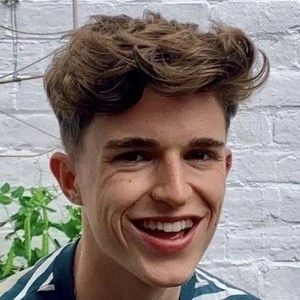 Cameron Kirk Biography