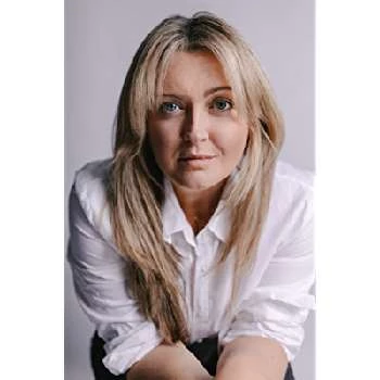 Kirstin Howell - Age, Bio, Birthdate, Family, Networth & More