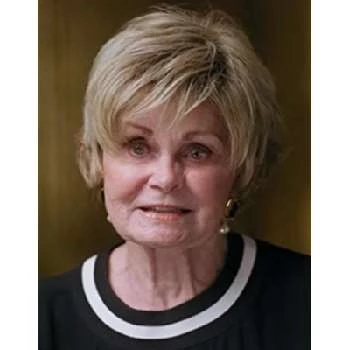 Kitty Kelley - Family, Bio, Birthday, Family, Income & More