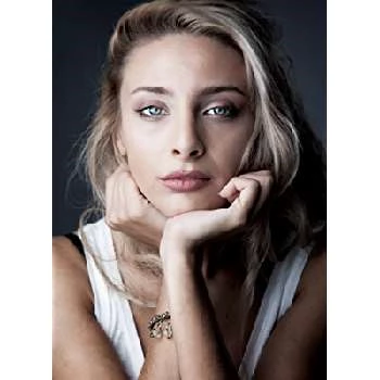 Klara Mucci - Age, Bio, Birthdate, Family, Networth & More