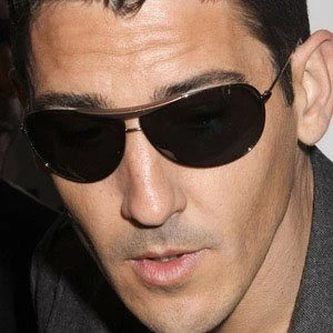 Jonathan Knight-Rodriguez Biography