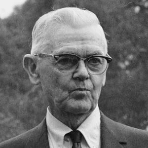 Walter Knott - Profession, Biography, Birthdate, Family, Wiki & More