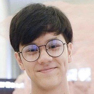 Nanon Korapat Kirdpan - Age, Wiki, Birthdate, Bio, Networth, Family & More