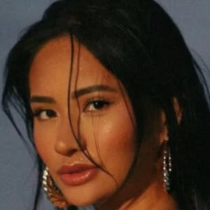 Kayla Kosuga Biography