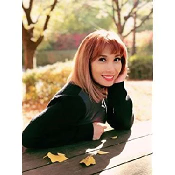 Kring Elenzano - Age, Bio, Birthdate, Family, Networth & More