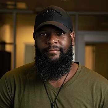 Kriss Lewis - Age, Bio, Birthdate, Family, Networth & More