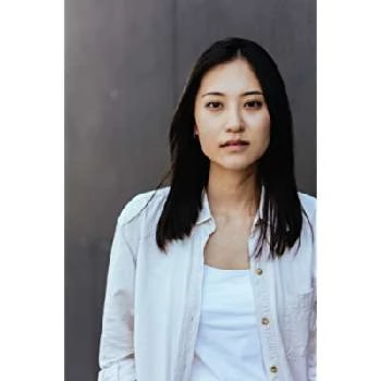 Kristen Lee - Age, Bio, Birthdate, Family, Networth & More