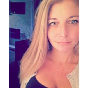 Kristyn Benedyk Biography