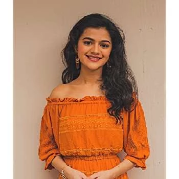 Krutika Deo - Age, Height, Birthdate, Bio, Family, Networth & More