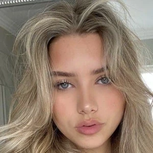 Dora Kryeziu - Age, Bio, Birthdate, Family, Networth & More