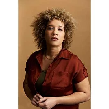 Krystal Tomlin - Age, Bio, Birthdate, Family, Networth & More