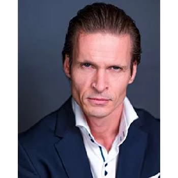 Krystian Amon Biography