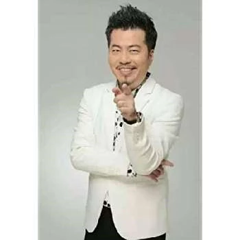 Kuo-lun Huang Biography