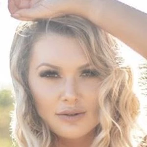 Andrea Kuoni - Birthday, Bio, Wiki, Family, Networth & More