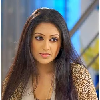 Kusum Sikder - Age, Bio, Birthdate, Family, Networth & More