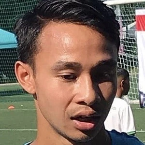 Wan Kuzain - Parents, Networth, Bio, Birthdate, Family Wiki & More