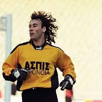 Kyriakos Tohouroglou - Age, Bio, Birthdate, Family, Networth & More