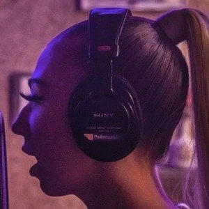 La Blondie - Bio, Networth, Family, Age, Birthdate & More