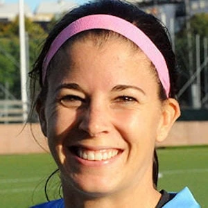 Stephanie Labbé Biography
