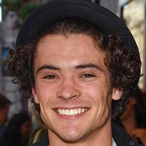 Jonny Labey - Family, Bio, Birthdate,Age, Networth , Wiki& More