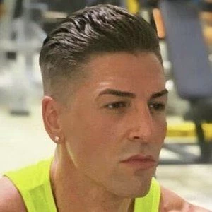 José Labrador - Family, Bio, Birthday, Family, Income & More