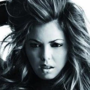 Fluvia Lacerda Biography