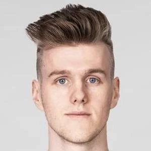 Lachlan Biography